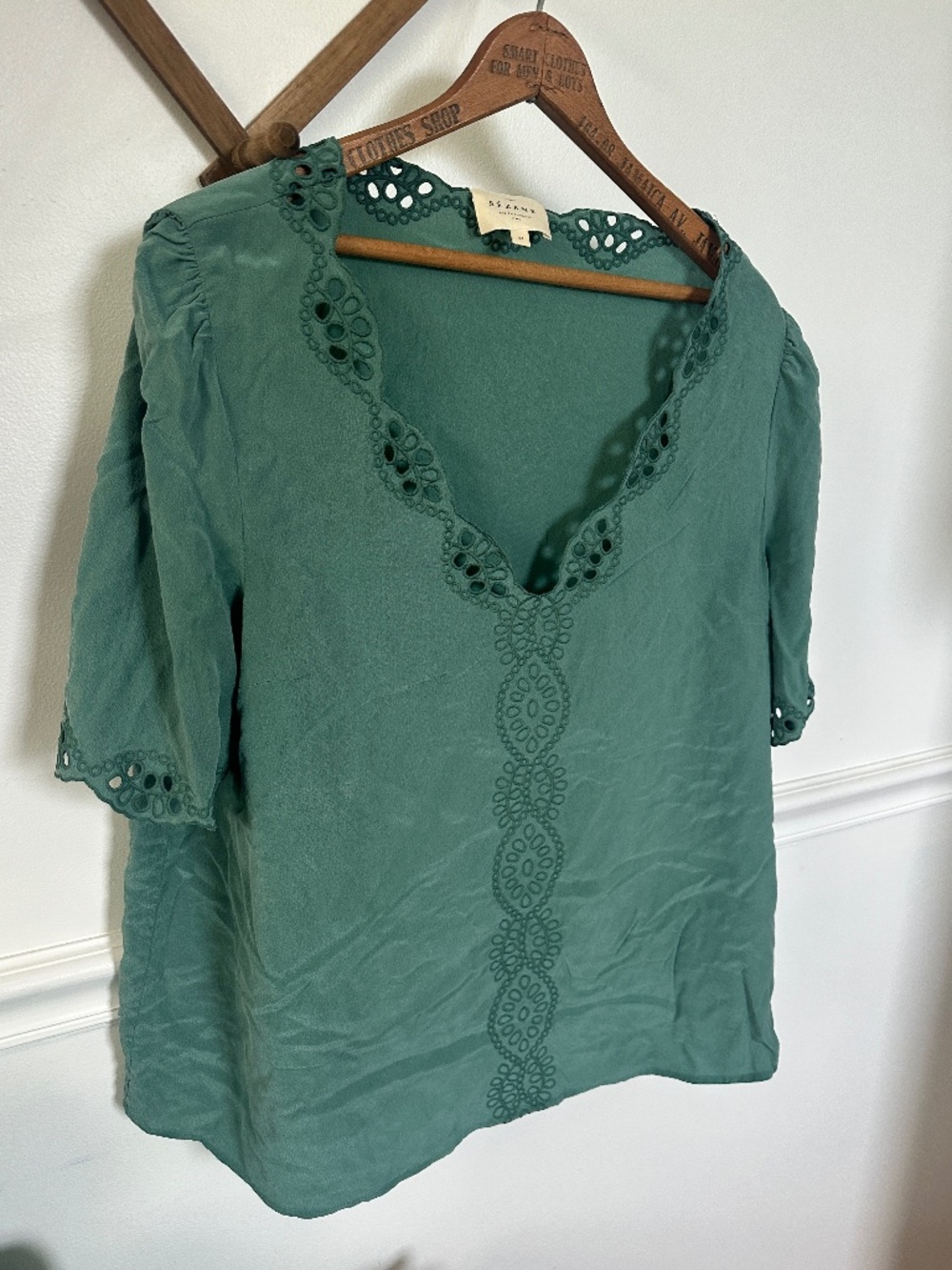 Sézane Green Silk Eyelet Embroidered Blouse 44